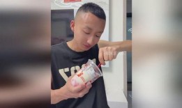 敬哥吃冰瓜视频,清凉一夏尽享美味时光