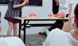 上海女教师视频吃瓜事件,吃瓜群众热议背后的真相